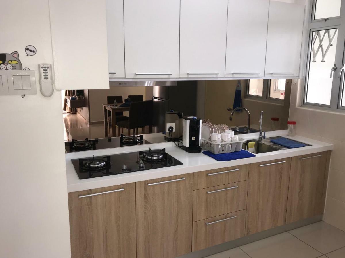 Js Homestay@Iskandar Puteri, Nusajaya Nusajaya  Exteriör bild