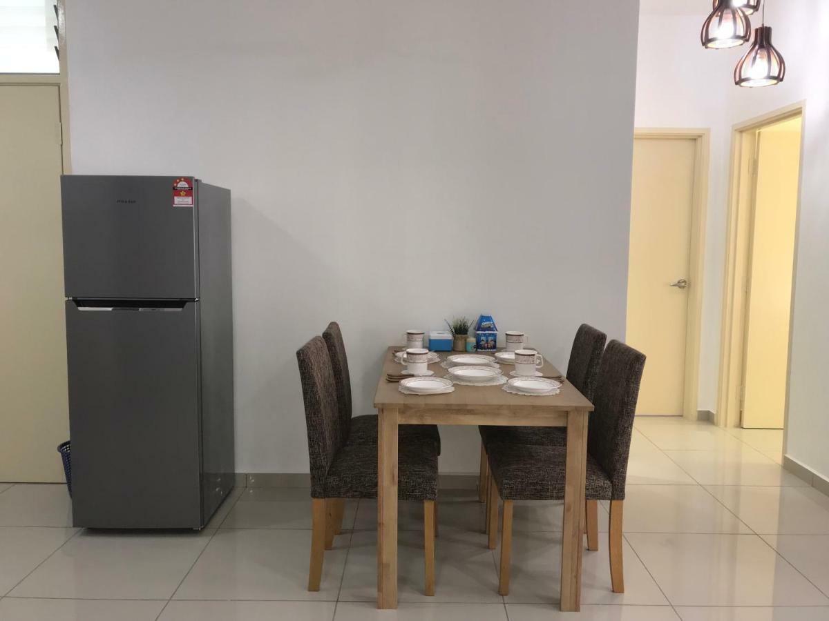 Js Homestay@Iskandar Puteri, Nusajaya Nusajaya  Exteriör bild